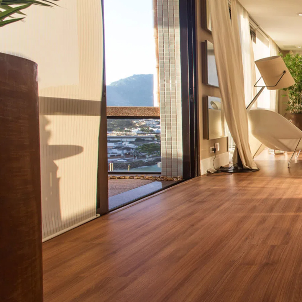 Piso Laminado Eucafloor Clicado New Elegance - Carvalho Chamonix